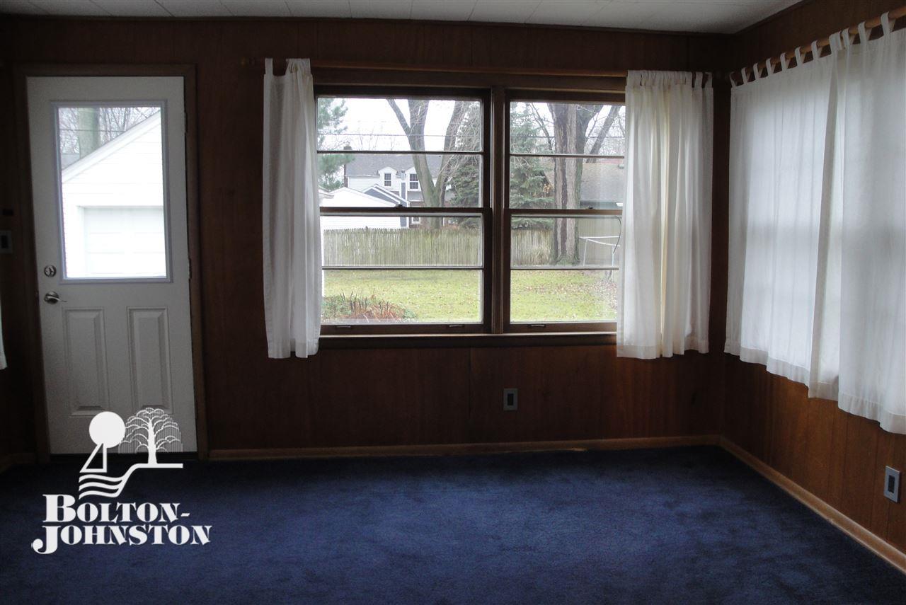 375 Kerby Road Grosse Pointe Farms, MI 48236 - Photo 10 of 15