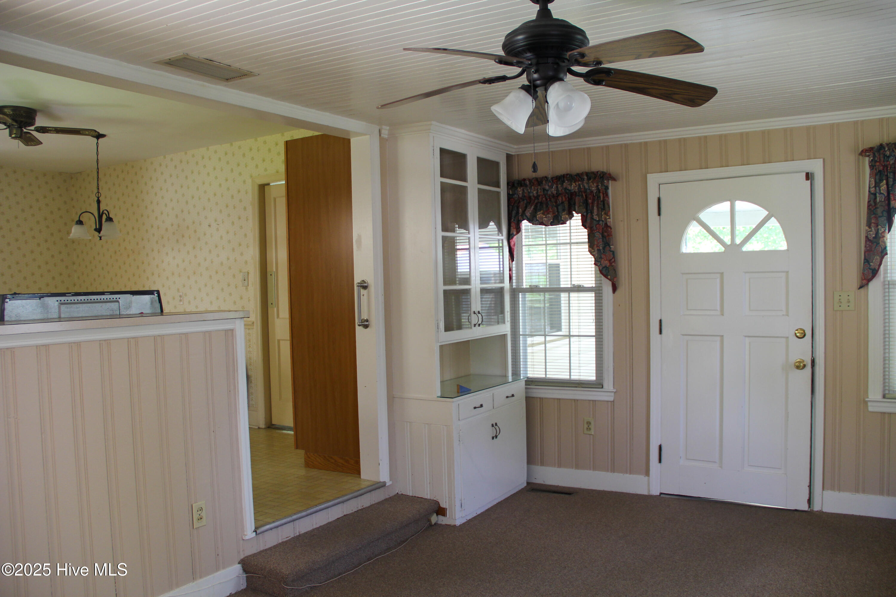 4237 Washington Street Ayden, NC 28513 - Photo 18 of 21 Den