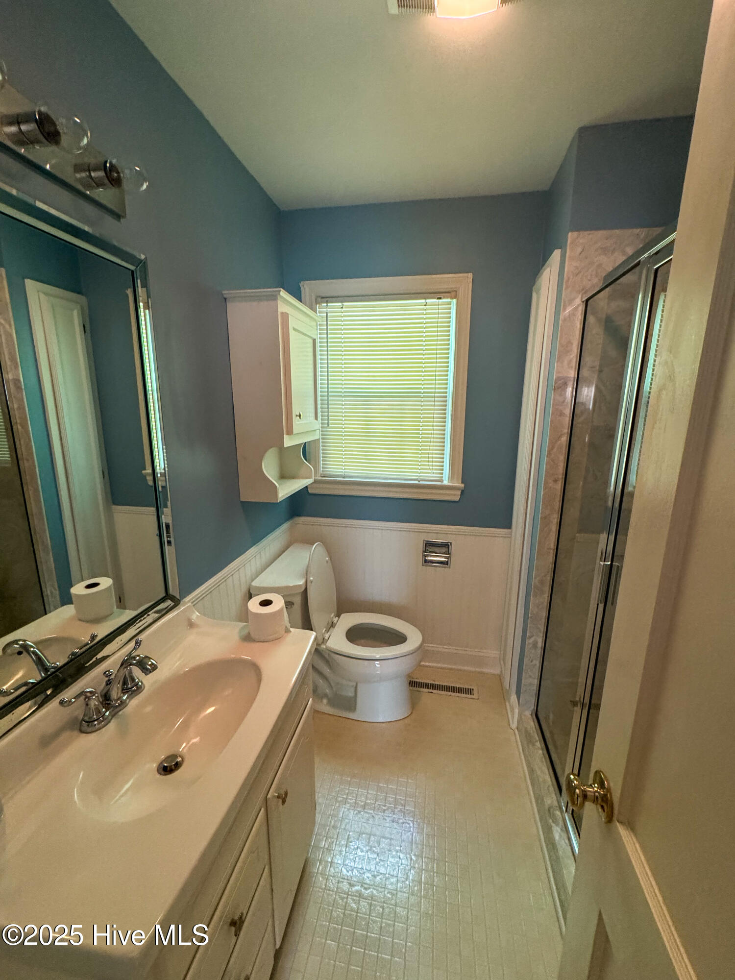 4237 Washington Street Ayden, NC 28513 - Photo 6 of 21 Bathroom
