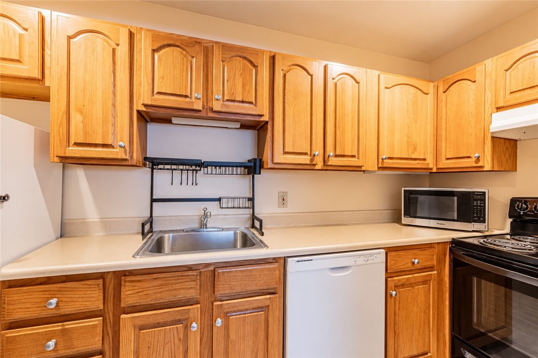 297-299 Park Avenue Rochester, NY 14607 - Photo 18 of 44 299 Park Ave Apt 3