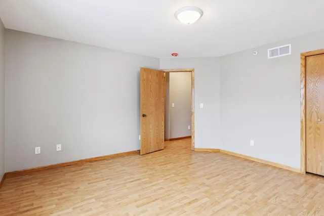 $220,000 | 8853 Branson Drive, Unit 28, Inver Grove Heights, MN 55076