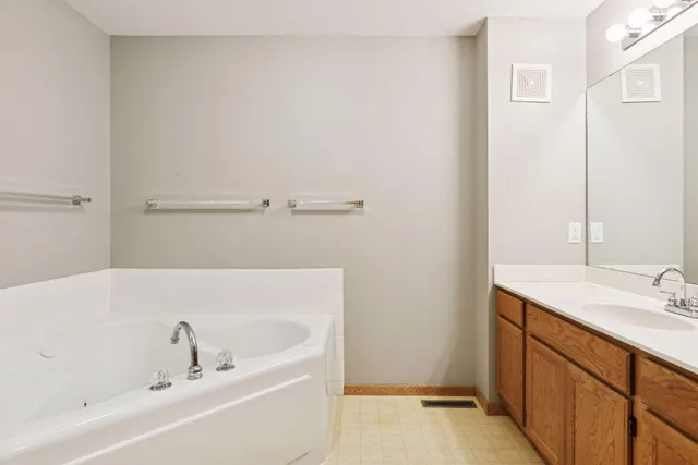 $220,000 | 8853 Branson Drive, Unit 28, Inver Grove Heights, MN 55076