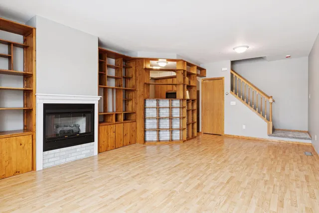 $220,000 | 8853 Branson Drive, Unit 28, Inver Grove Heights, MN 55076