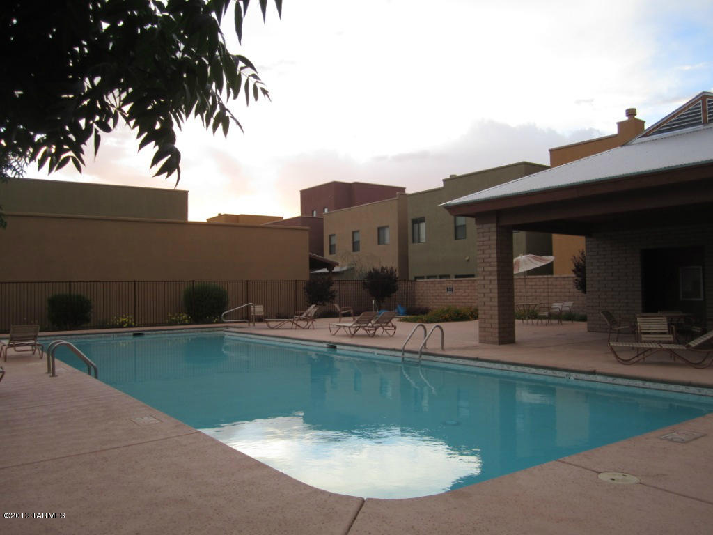 141 East Calderwood Road Tucson, AZ 85704 - Photo 7 of 31
