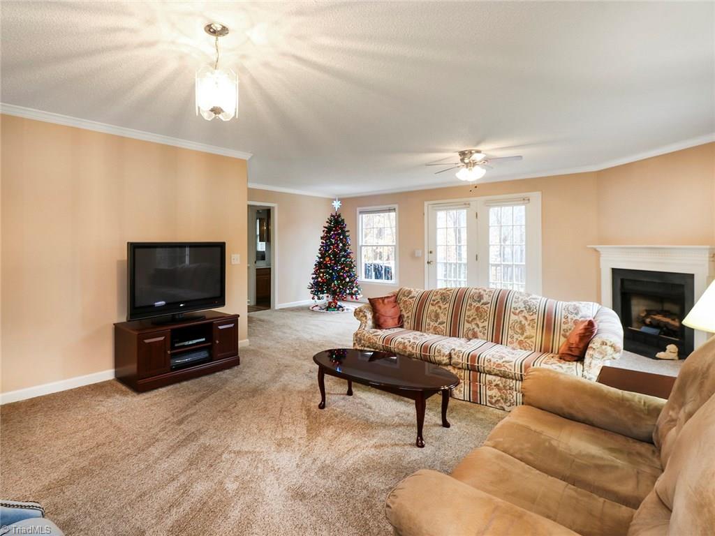 160 Creekside Ridge Drive High Point, NC 27265 - Photo 8 of 30 Gallery Image 8