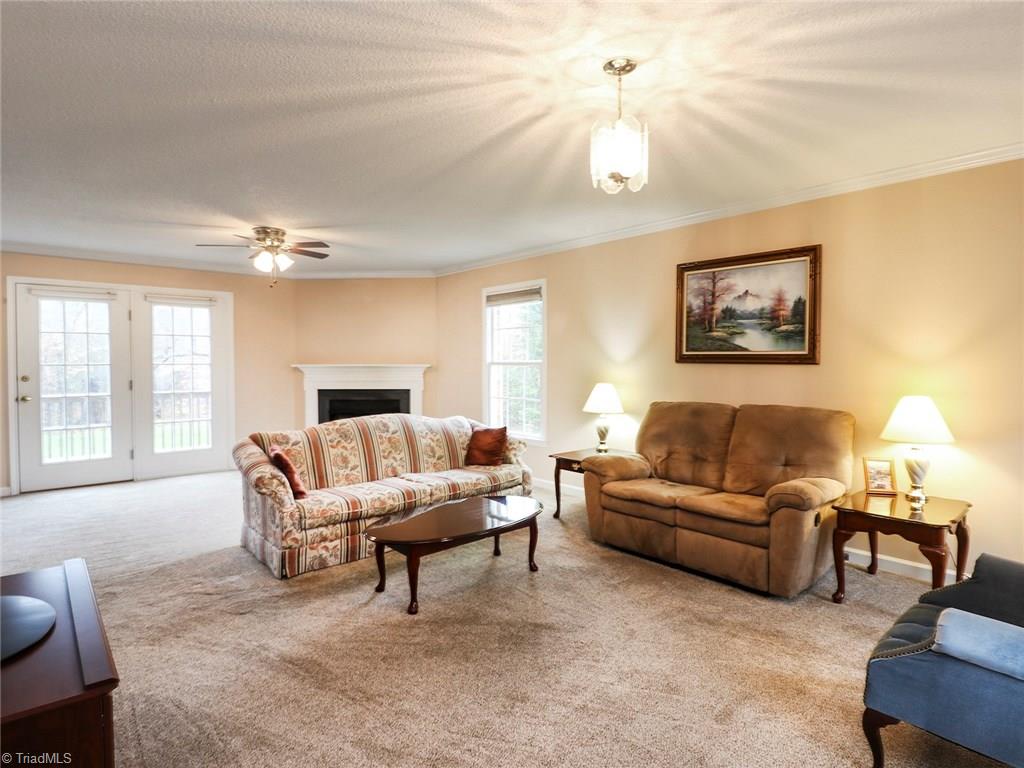 160 Creekside Ridge Drive High Point, NC 27265 - Photo 10 of 30 Gallery Image 10