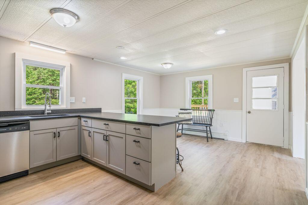 66 Log Cabin Road Arundel, ME 04046 - Photo 12 of 49 13_DSC07719