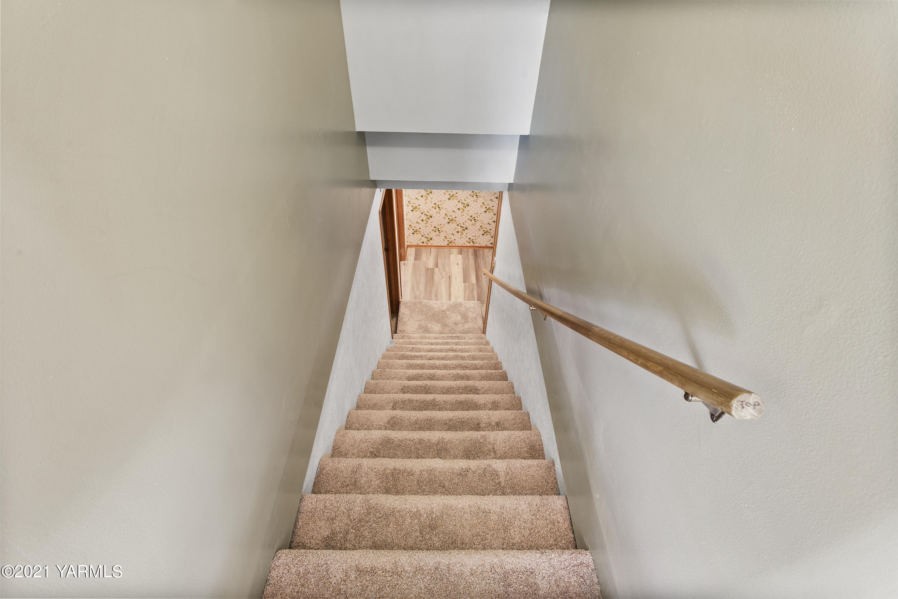 90601 West McCreadie Road Prosser, WA 99350 - Photo 8 of 8 a view of entryway