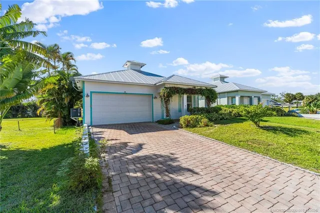 $587,000 | 942 Southwest 27th Street, Palm City, FL 34990