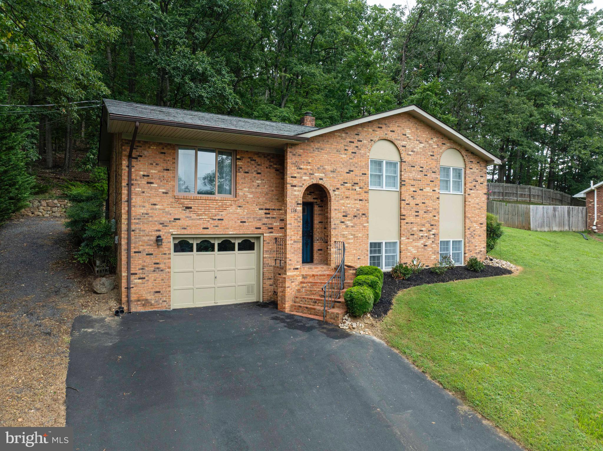 116 Richmond Road Front Royal, VA 22630 - Photo 2 of 60 Beautiful brick home in town!