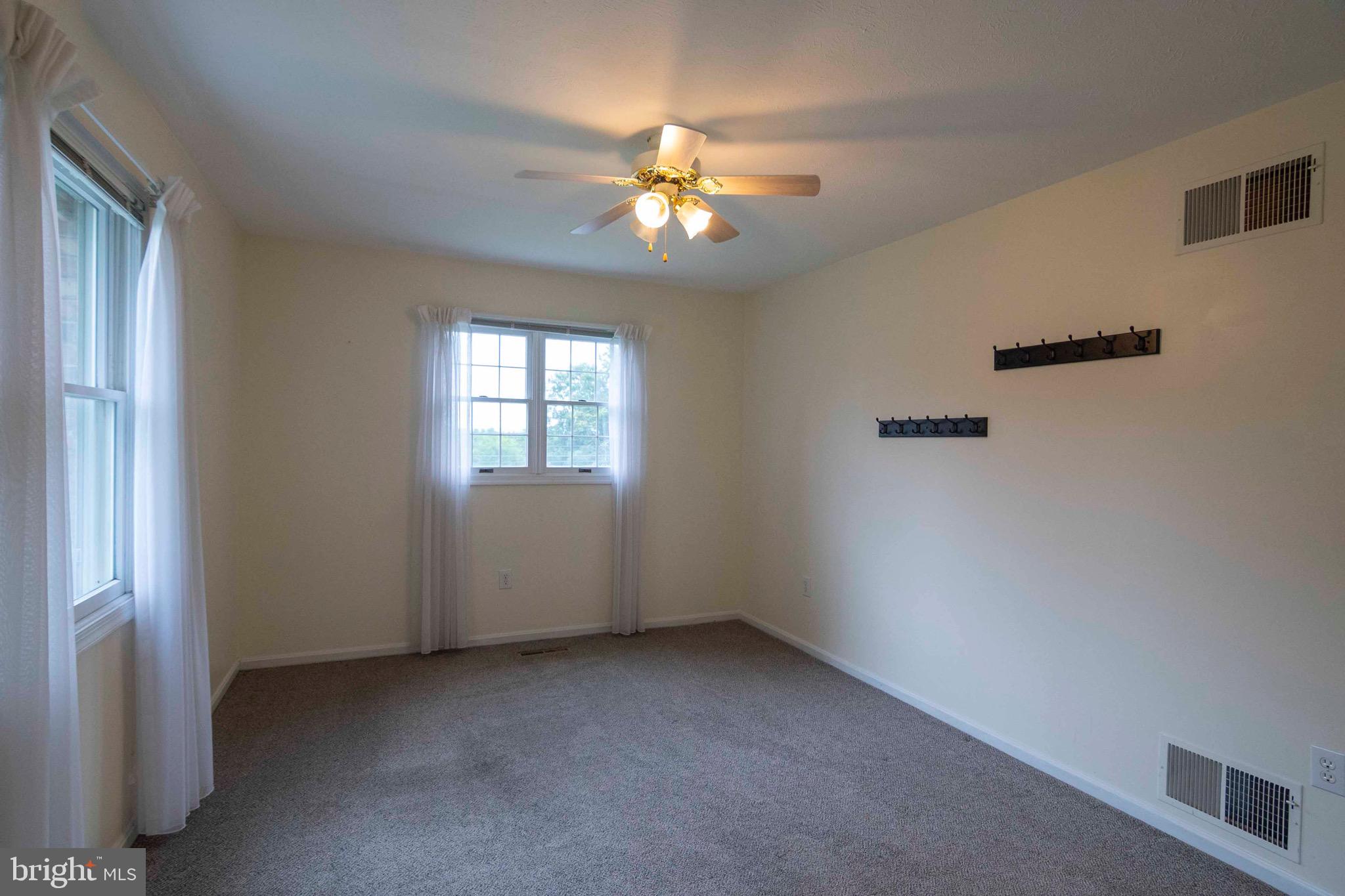 116 Richmond Road Front Royal, VA 22630 - Photo 23 of 60 Upstairs bedroom 3.