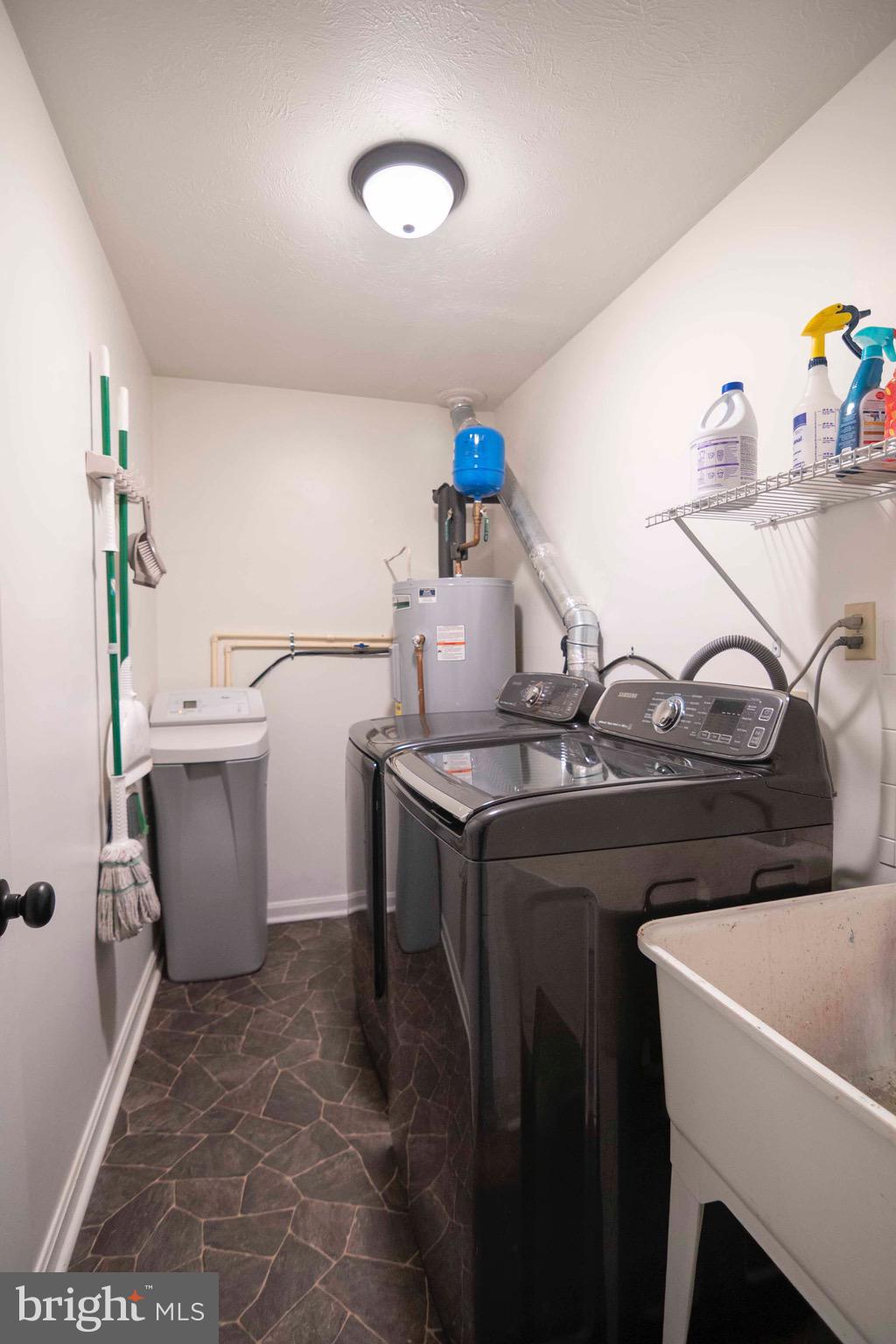 116 Richmond Road Front Royal, VA 22630 - Photo 35 of 60 Laundry/Utility room.