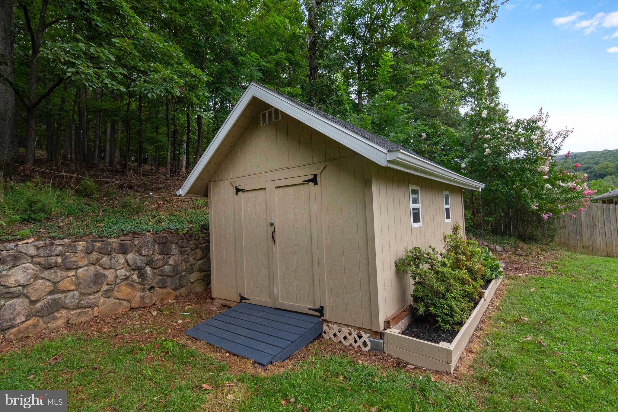 116 Richmond Road Front Royal, VA 22630 - Photo 51 of 60 Shed conveys!