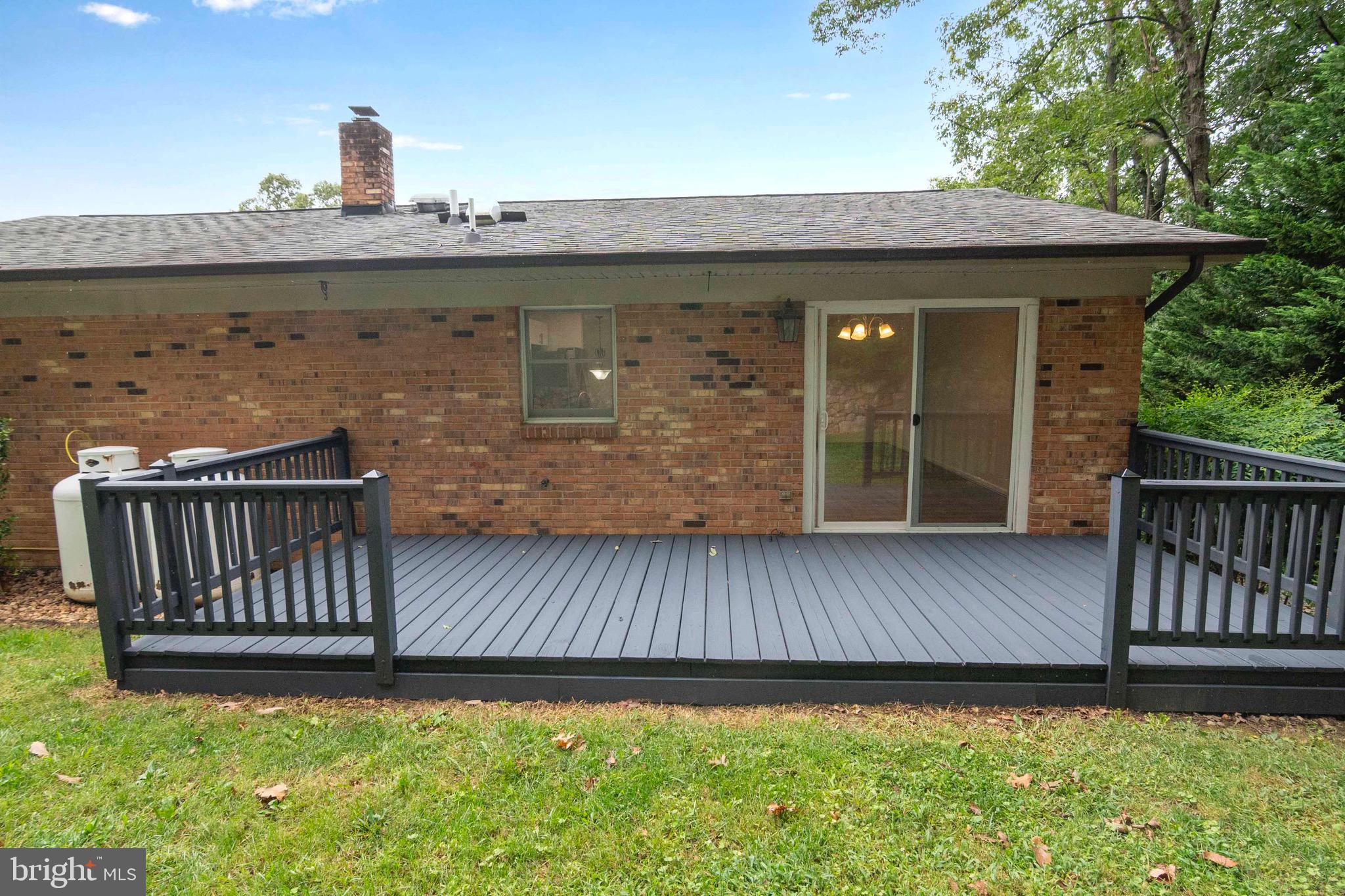116 Richmond Road Front Royal, VA 22630 - Photo 55 of 60 Back deck.