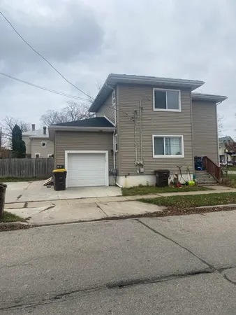 $180,000 | 258 East Adams Street, Ionia, MI 48846