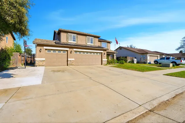 $520,000 | 4312 East Stapp Avenue, Visalia, CA 93292