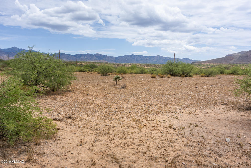 50 Via Pimienta, Unit 1 Rio Rico, AZ 85648 - Photo 1 of 8