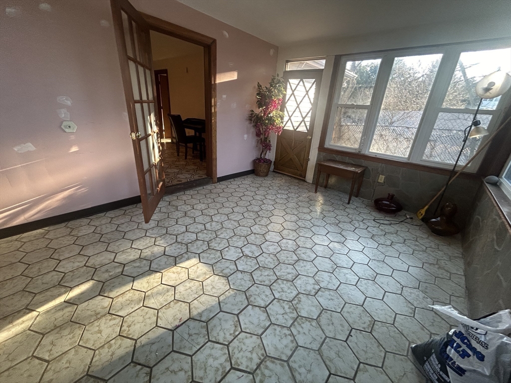 22 Norcross Street, Unit 1 Arlington, MA 02474 - Photo 15 of 18