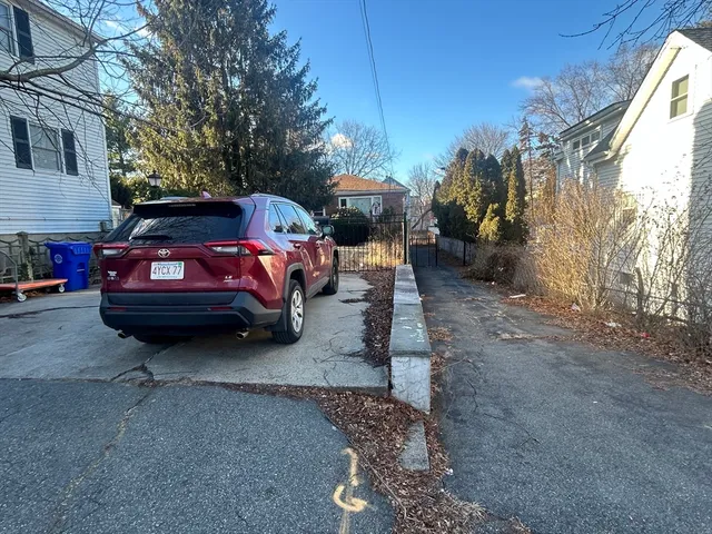 $2,800 | 22 Norcross Street, Unit 1, Arlington, MA 02474