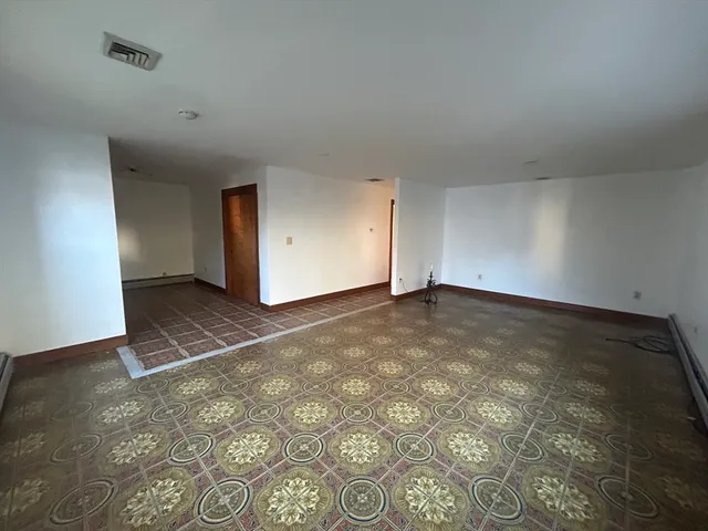 $2,800 | 22 Norcross Street, Unit 1, Arlington, MA 02474