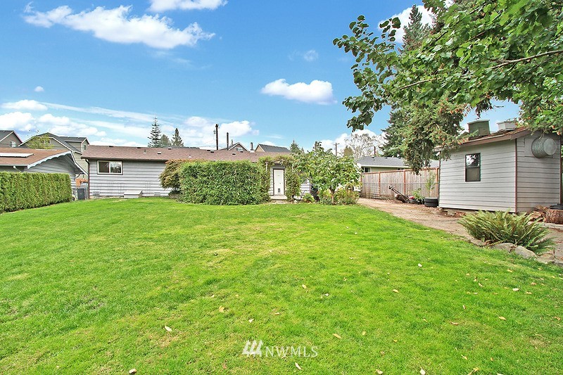 730 Logan Road Lynnwood, WA 98036 - Photo 14 of 16 Gallery Image 14