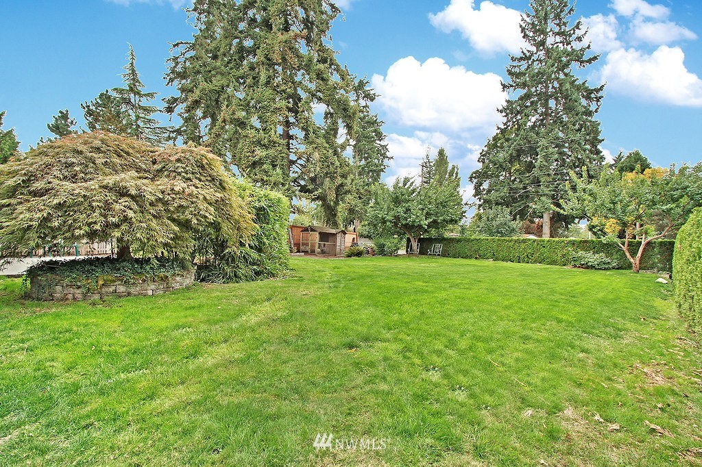 730 Logan Road Lynnwood, WA 98036 - Photo 8 of 16 Gallery Image 8