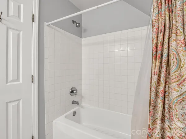 $550,000 | 108 Nuthatch Trace, Brevard, NC 28712