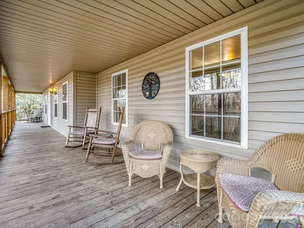 $550,000 | 108 Nuthatch Trace, Brevard, NC 28712