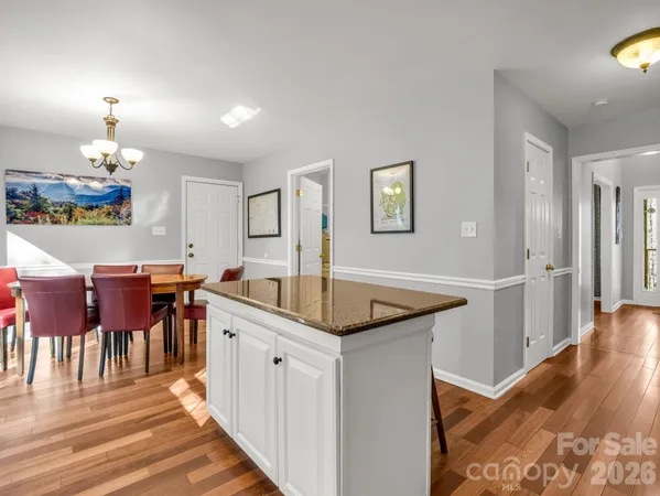 $550,000 | 108 Nuthatch Trace, Brevard, NC 28712