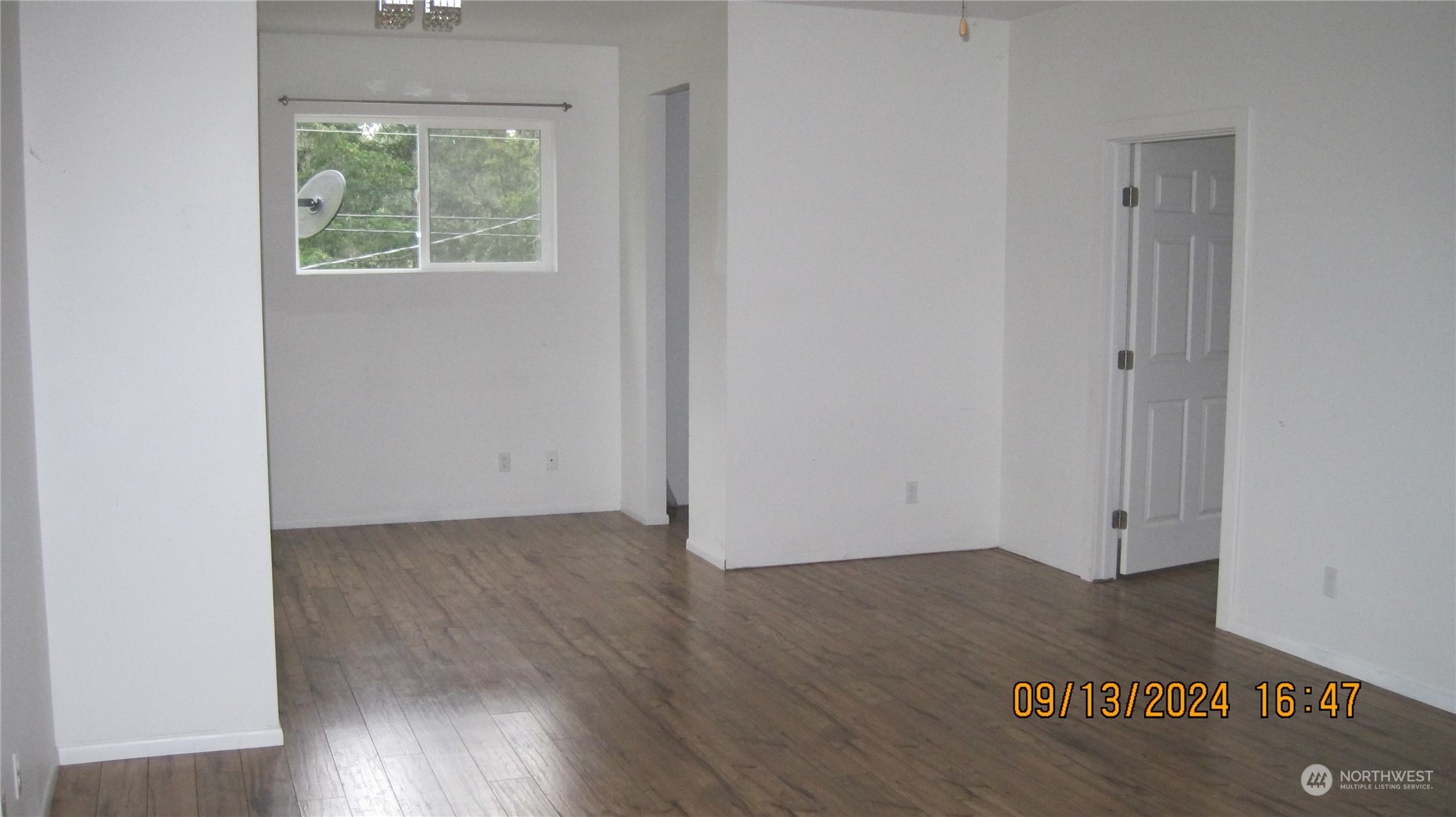 4642 Sunnyslope Road Southwest Port Orchard, WA 98367 - Photo 3 of 14 Gallery Image 3