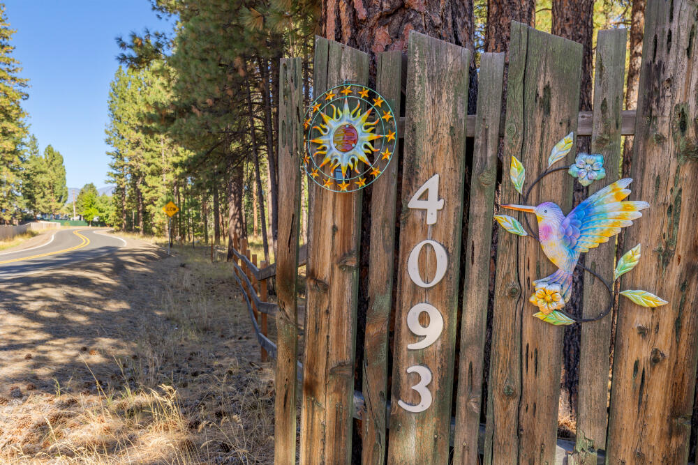4093 Round Lake Road Klamath Falls, OR 97601 - Photo 4 of 81 Entrance
