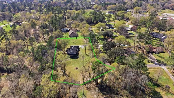 $359,900 | 3212 Timberlane Circle, Orange, TX 77632