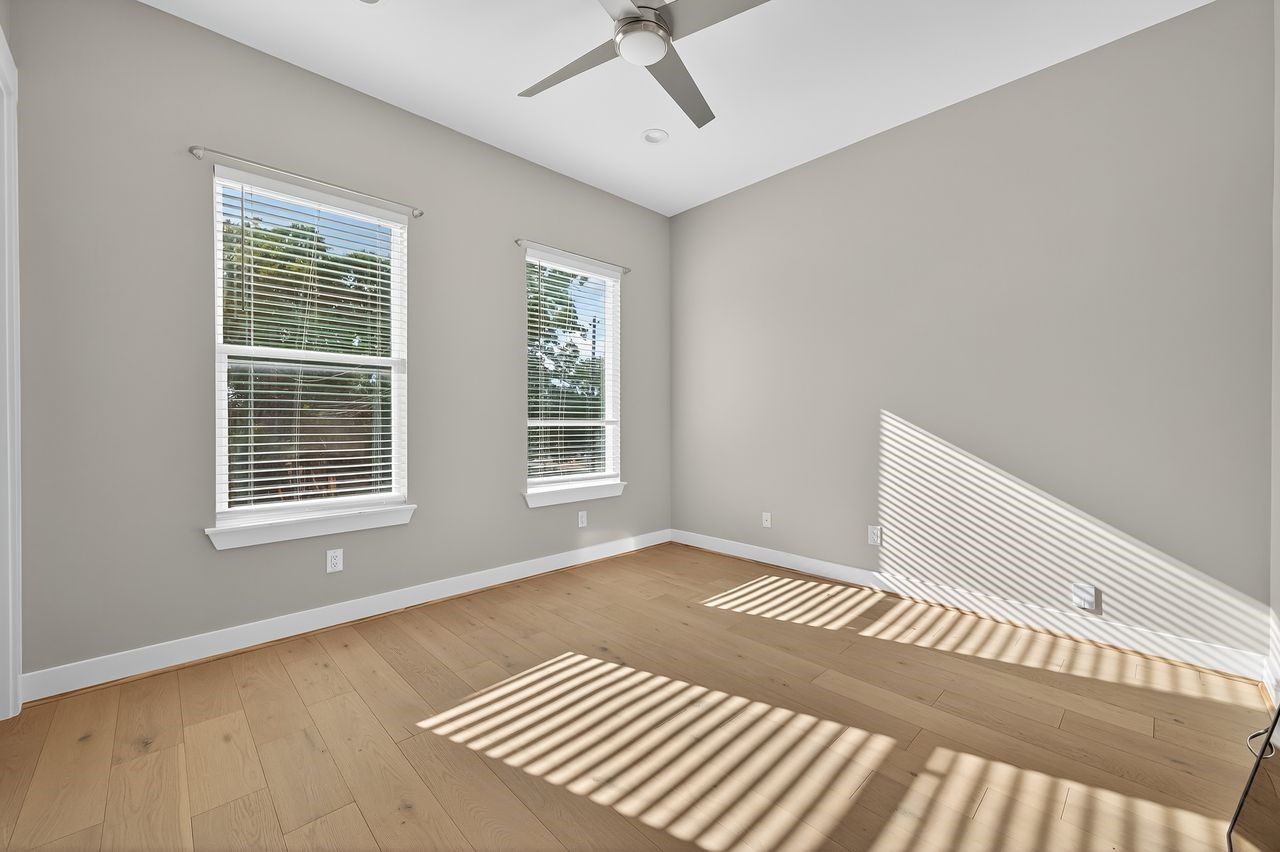 4508 Hardy Street, Unit B Houston, TX 77009 - Photo 23 of 40 a view of an empty room with a window