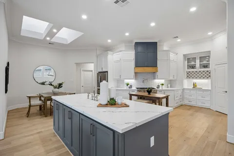 $700,000 | 6315 Collina Springs Court, Houston, TX 77041