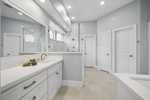 $700,000 | 6315 Collina Springs Court, Houston, TX 77041