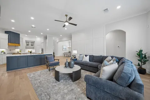 $700,000 | 6315 Collina Springs Court, Houston, TX 77041