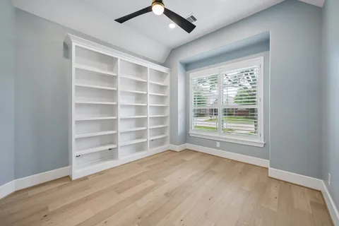 $700,000 | 6315 Collina Springs Court, Houston, TX 77041