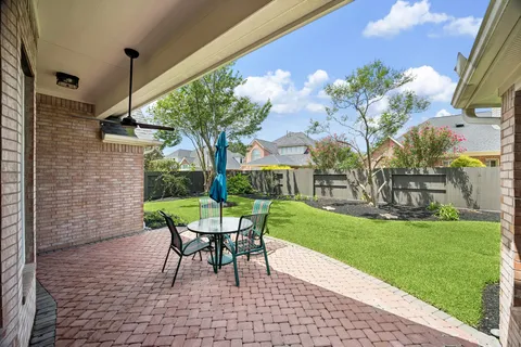 $700,000 | 6315 Collina Springs Court, Houston, TX 77041