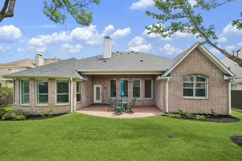 $700,000 | 6315 Collina Springs Court, Houston, TX 77041
