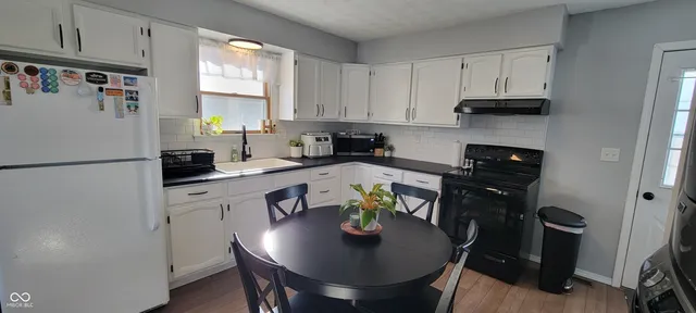 $110,000 | 1141 South 3rd Street, Clinton, IN 47842