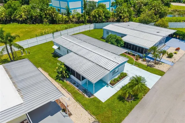 $105,000 | 808 53rd Avenue East, Unit 194F, Bradenton, FL 34203