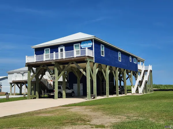 $1,125,000 | 2394 Highway 1, Grand Isle, LA 70358