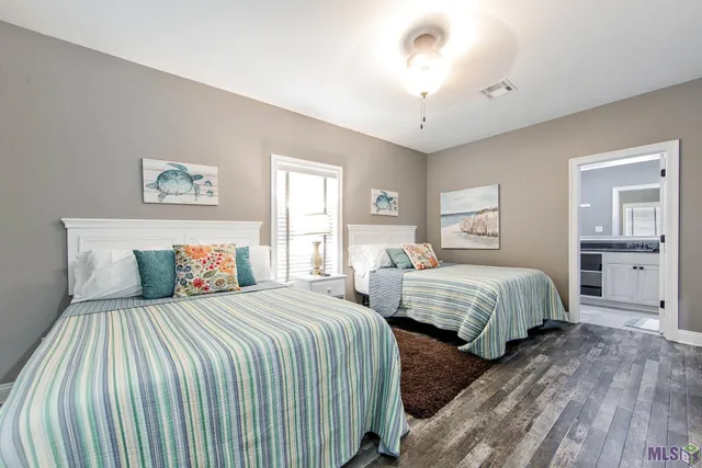 $1,125,000 | 2394 Highway 1, Grand Isle, LA 70358