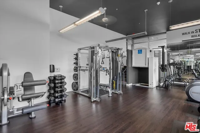 $2,100,000 | 310 Washington Boulevard, Unit 601, Marina del Rey, CA 90292