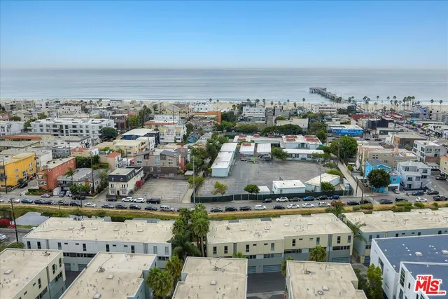 $2,100,000 | 310 Washington Boulevard, Unit 601, Marina del Rey, CA 90292