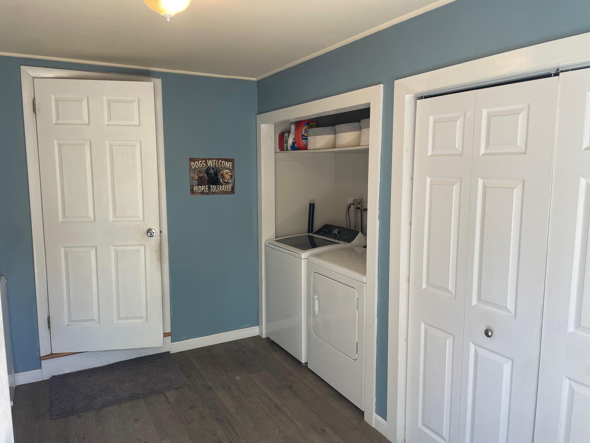 255 Gray Road Cumberland, ME 04021 - Photo 5 of 12 Mudroom