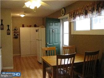 535 South Maple Avenue Maple Shade, NJ 08052 - Photo 6 of 11 Dining Room