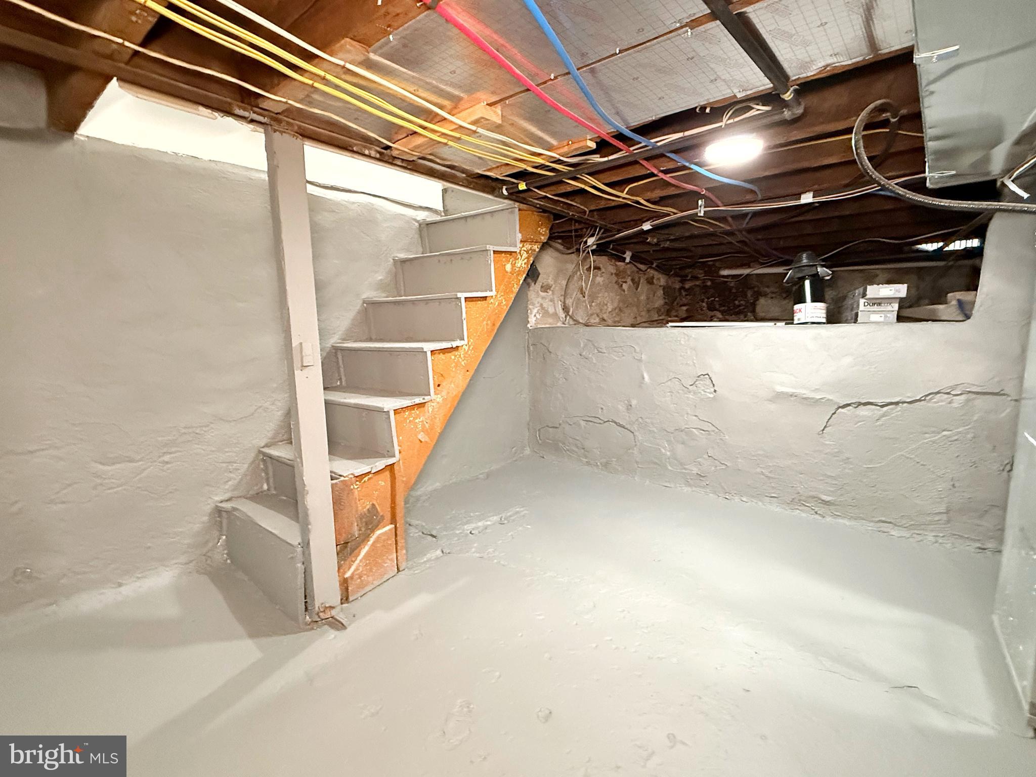 1114 Mercy Street Philadelphia, PA 19148 - Photo 22 of 35 a view of entryway