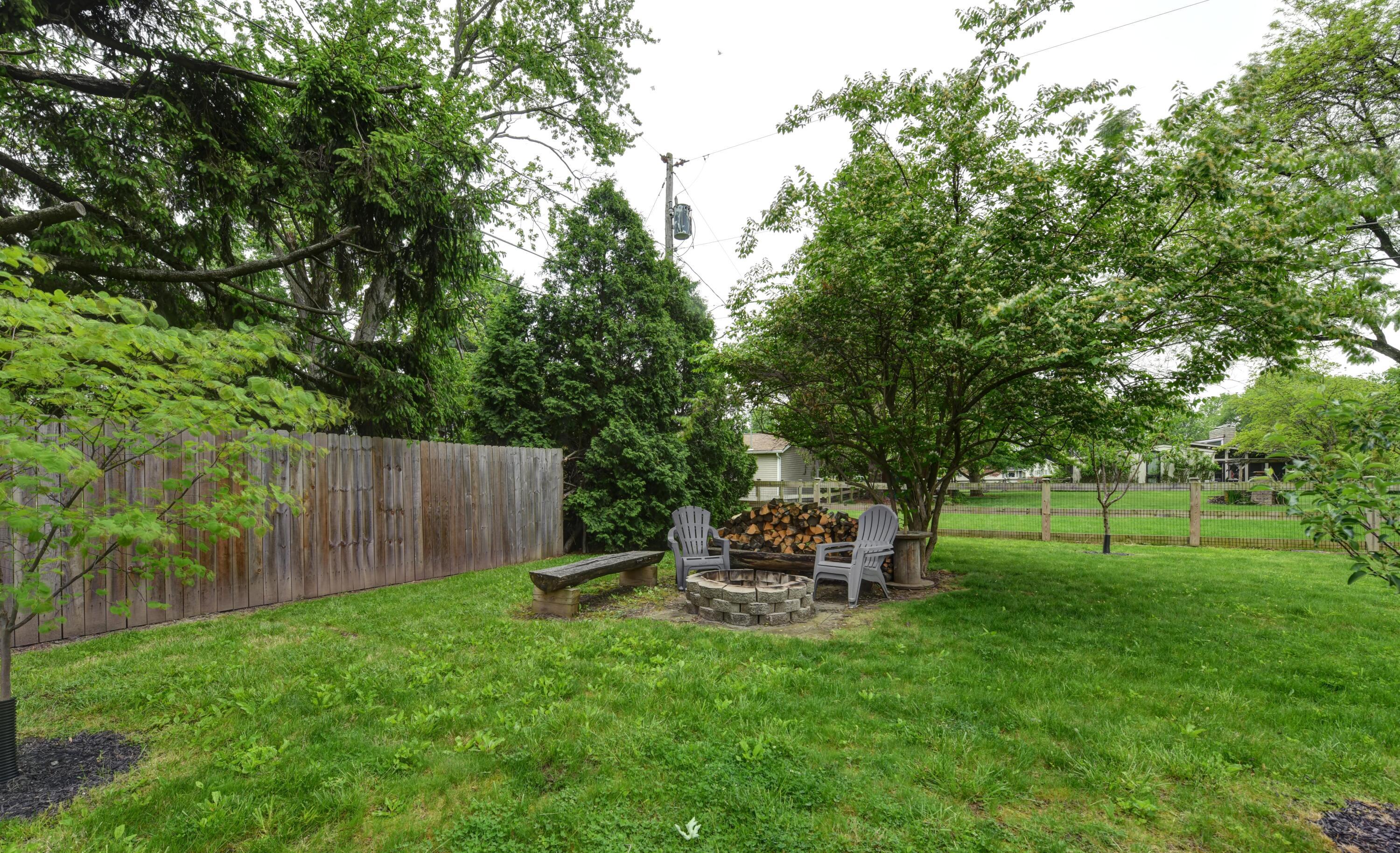 3481 Snouffer Road Columbus, OH 43235 - Photo 40 of 41 Yard (5)