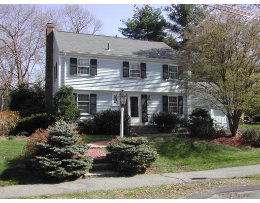 125 Elmwood Road Wellesley, MA 02481 - Photo 1 of 17